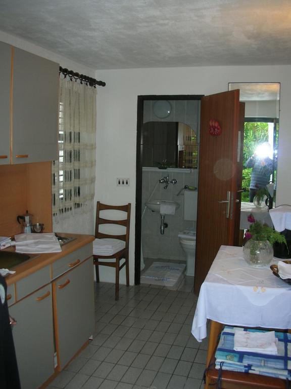 Apartments Peace&Love Baška Quarto foto
